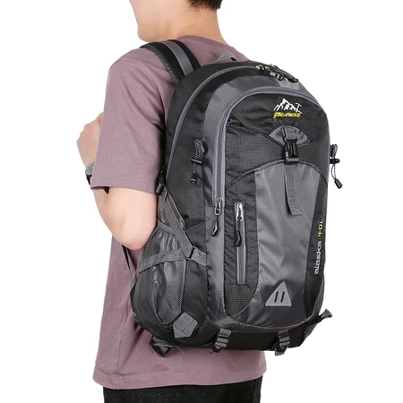 sg-11134201-22120-dg6ntzx0i7kv67@resize_w450_nl-1.webp 40L Hiking Backpack Waterproof Outdoor Backpack Beg Hiking (SC-049)